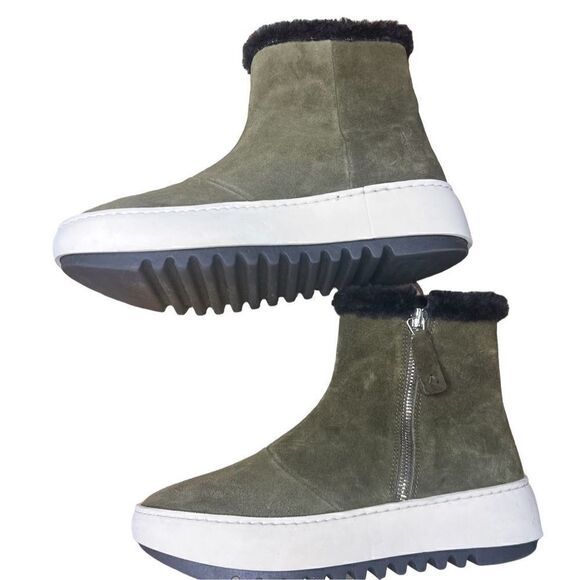 Aquatalia Alison Ankle Boot in Herb/Black NWT Size 5 - Picture 3 of 10